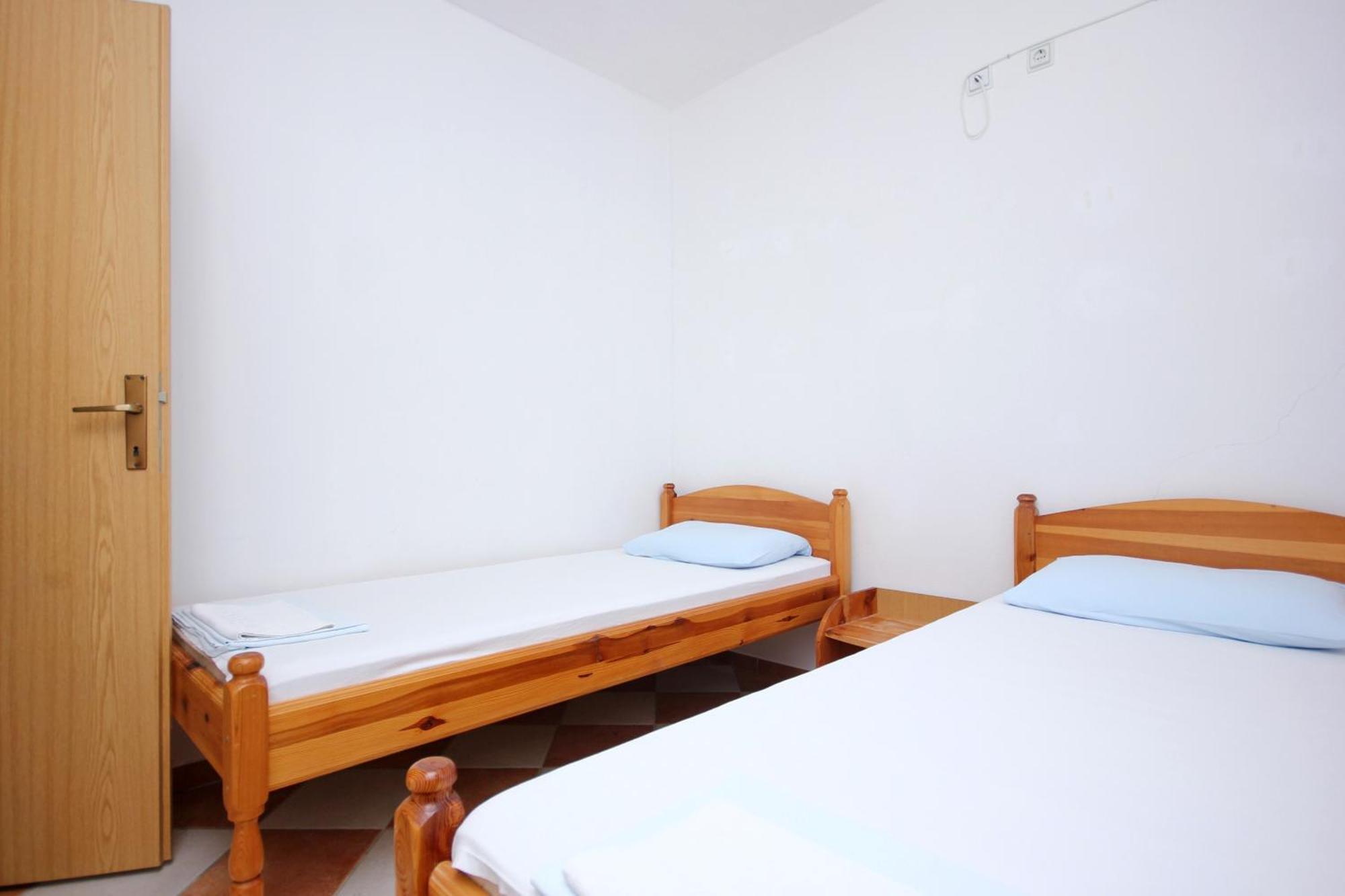 Apartments And Rooms With Parking Space Orebic, Peljesac - 10191 Room photo