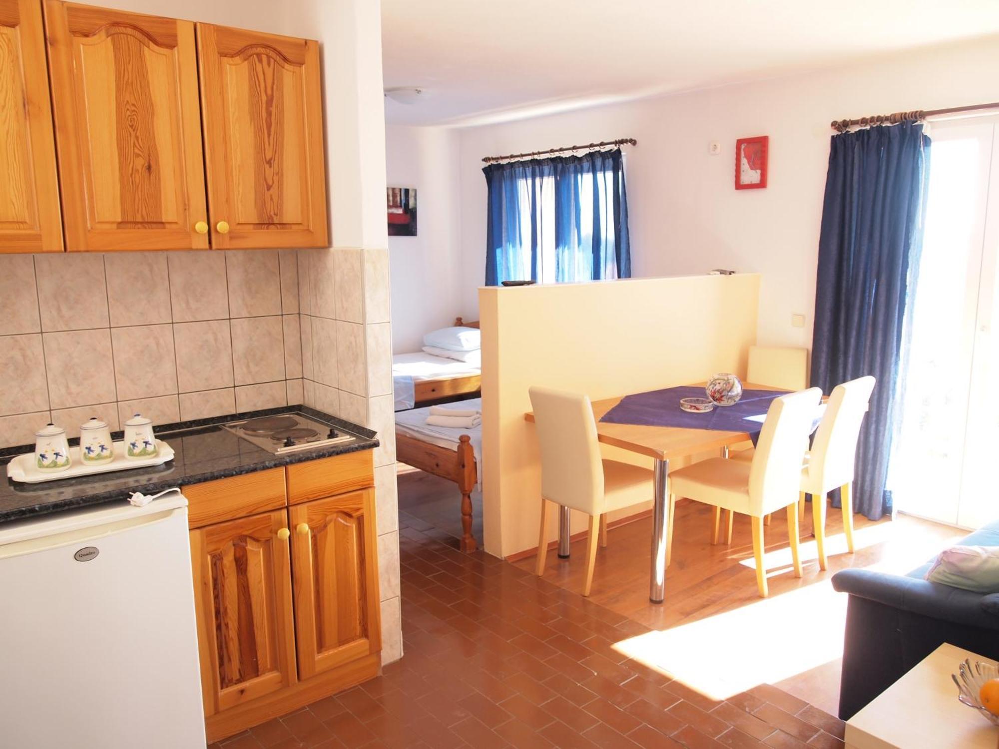Apartments And Rooms With Parking Space Orebic, Peljesac - 10191 Room photo